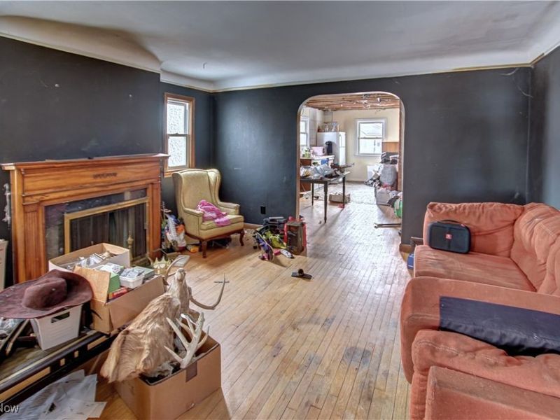 16909 Truax Avenue, Cleveland, OH 44111 Photo 4