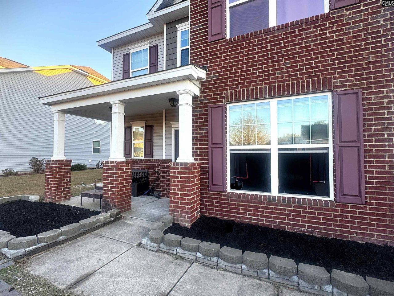 37 Leatherwood Drive Photo 2