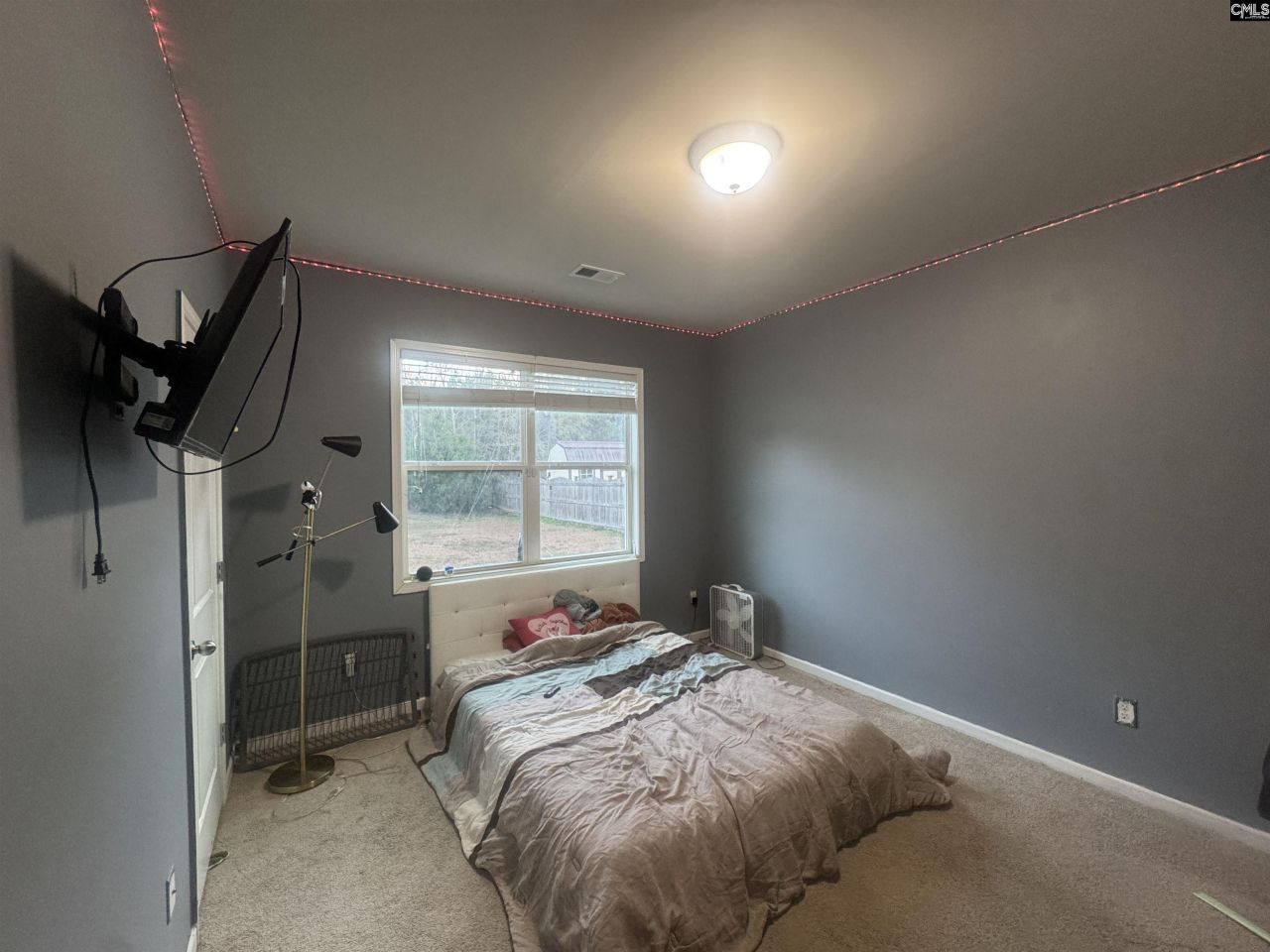 37 Leatherwood Drive Photo 9