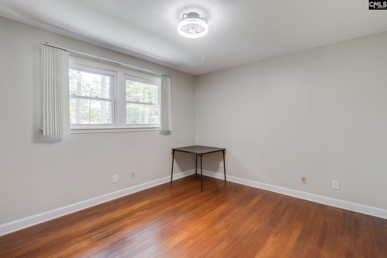 4214 Grand Street  Photo 11