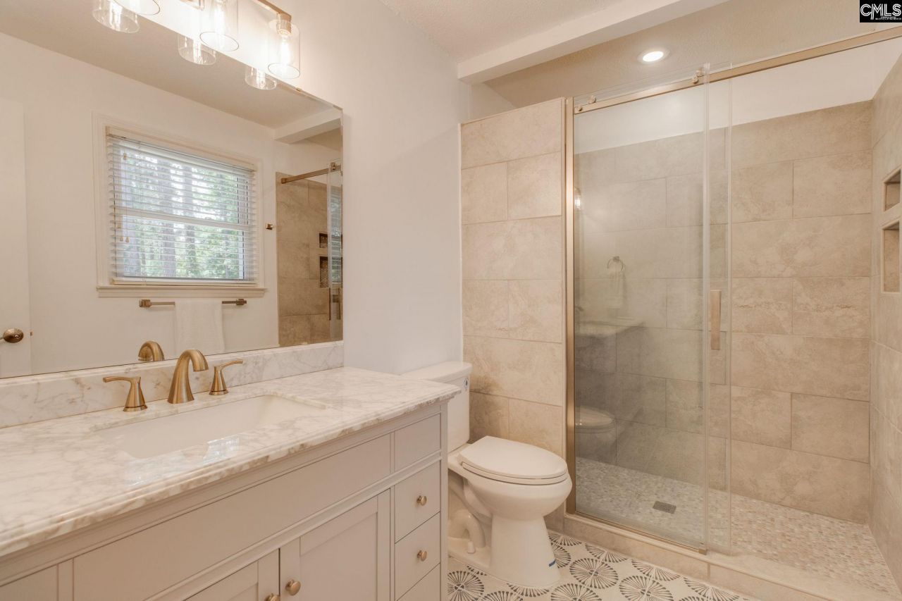 4214 Grand Street  Photo 16