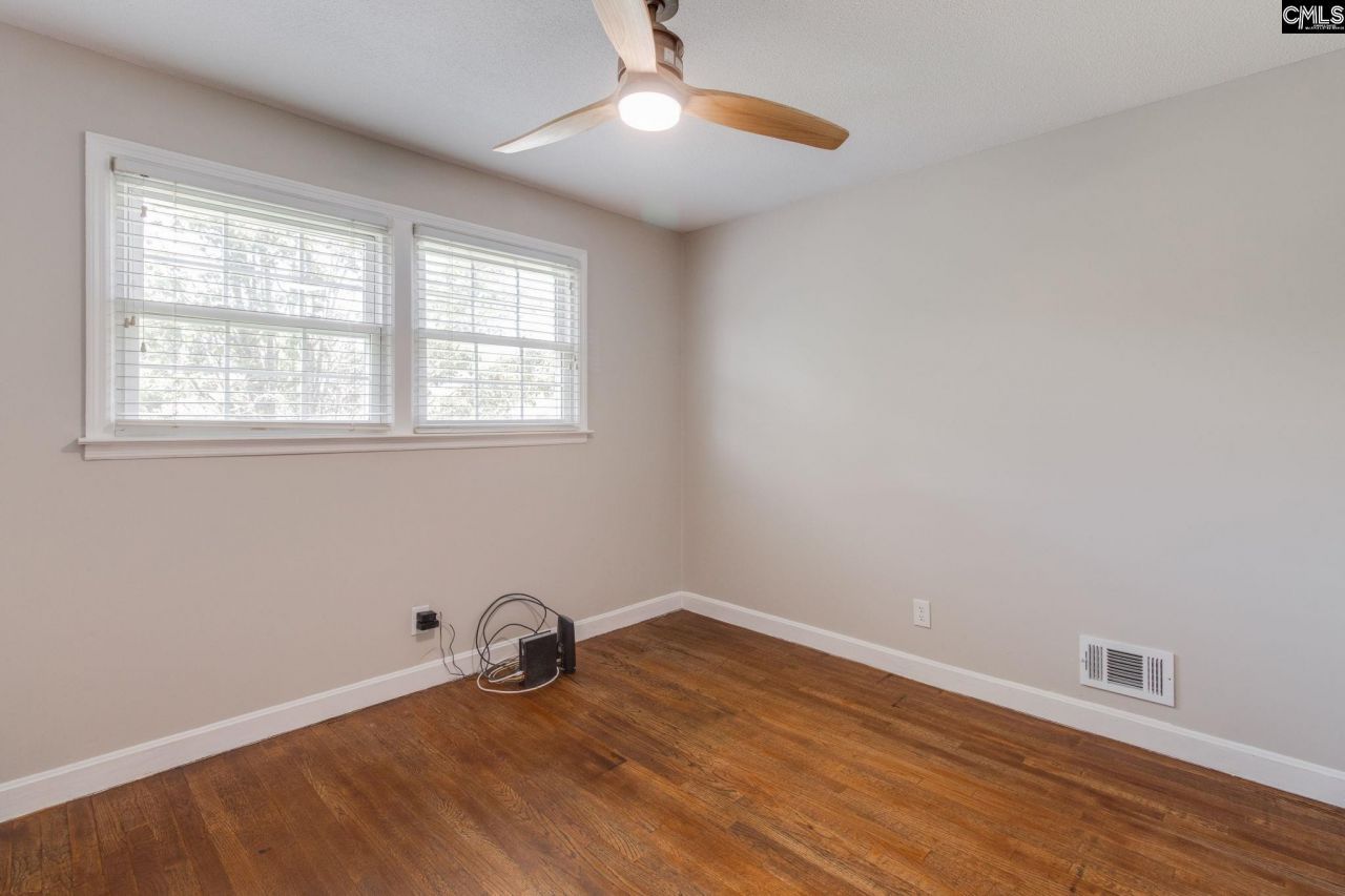 4214 Grand Street  Photo 19