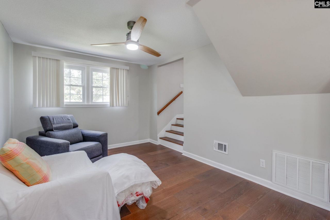 4214 Grand Street  Photo 23