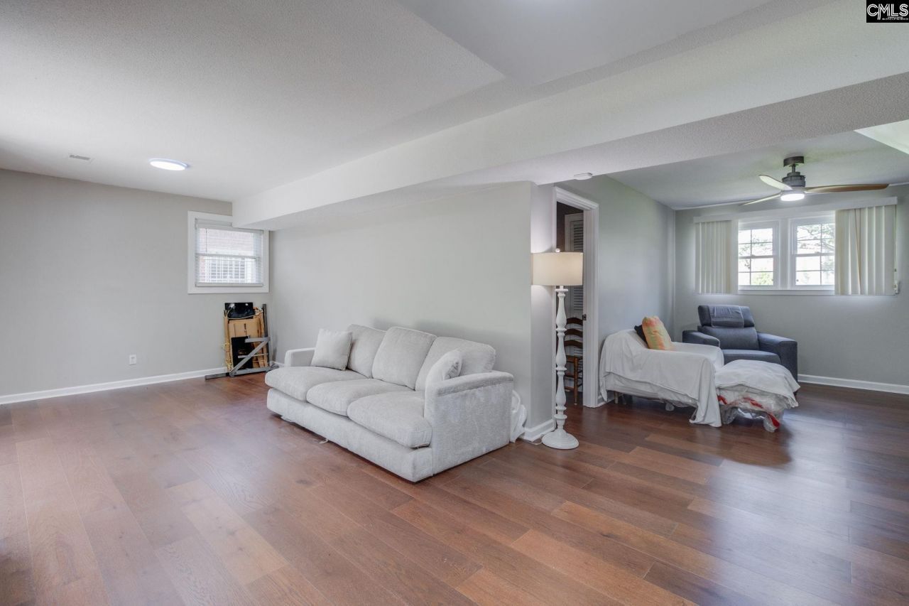 4214 Grand Street  Photo 25