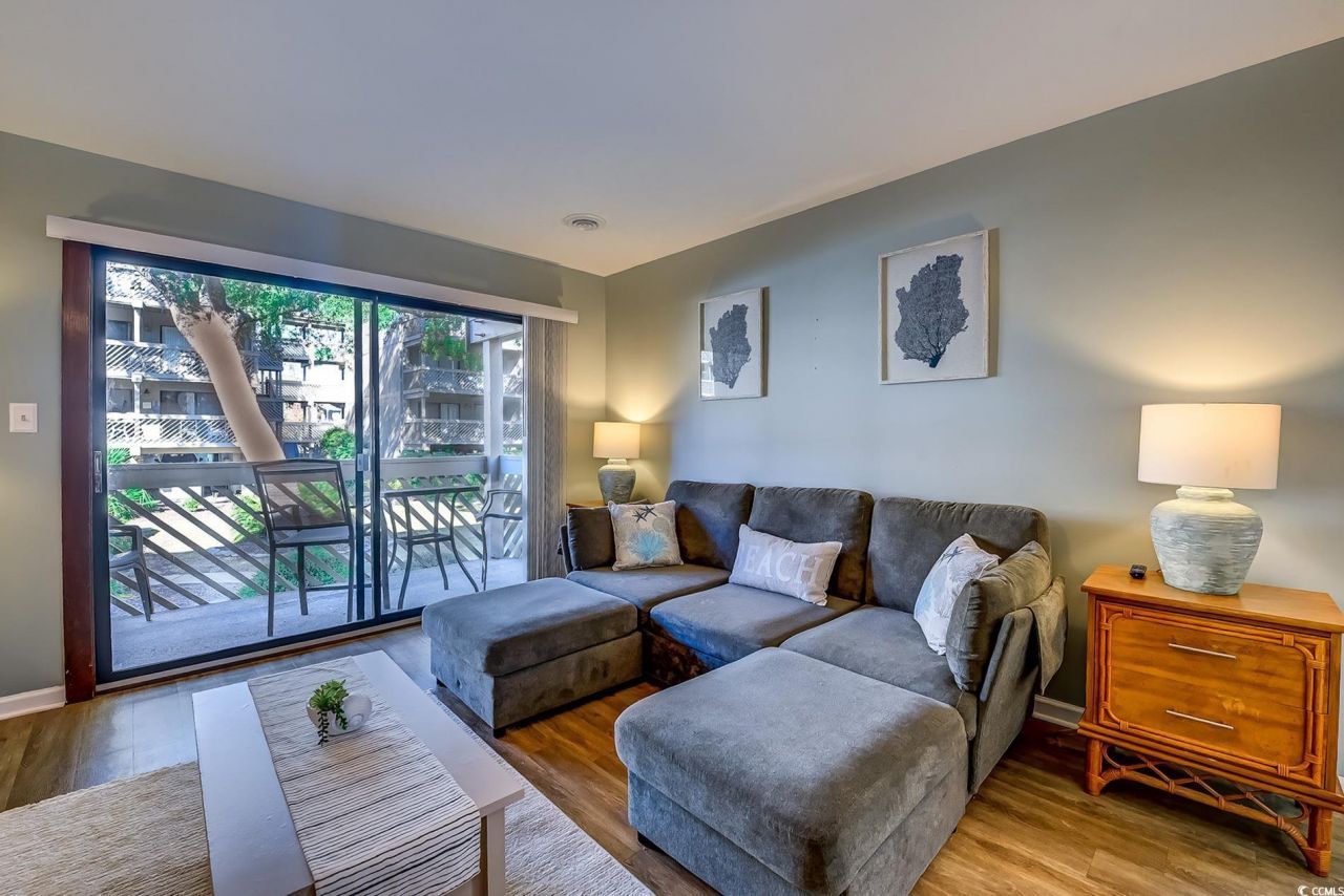 204 Maison Dr. Photo 6