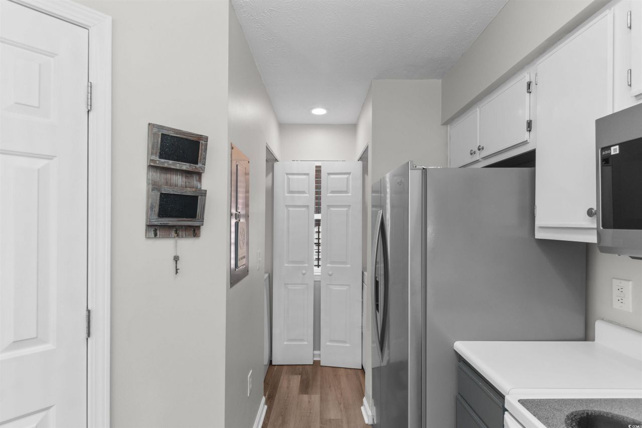 602 Waterway Village Blvd. Photo 10