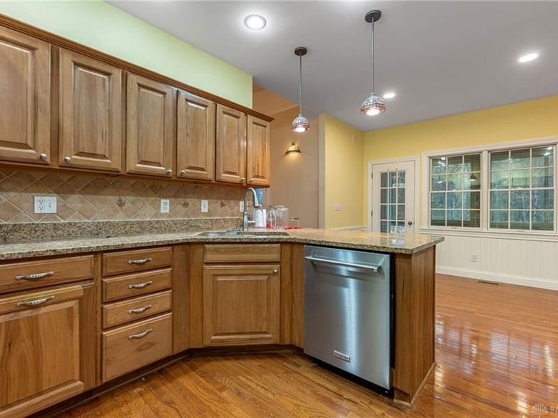 914 Hickory Trail Drive, Wilmington, OH 45177 Photo 11