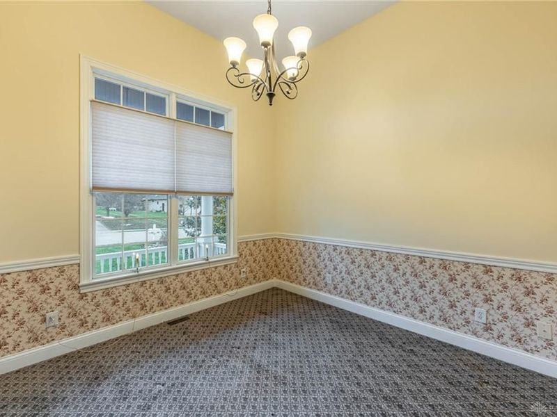 914 Hickory Trail Drive, Wilmington, OH 45177 Photo 3