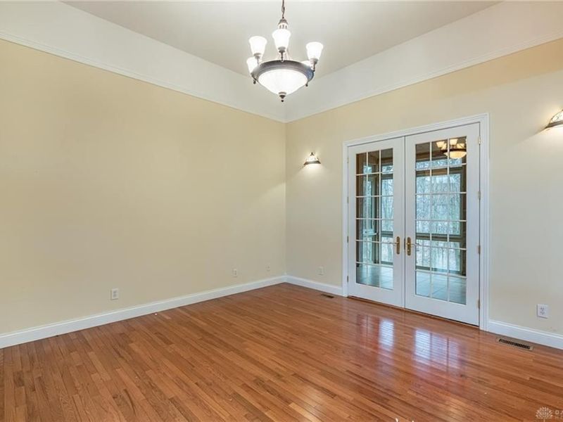 914 Hickory Trail Drive, Wilmington, OH 45177 Photo 7