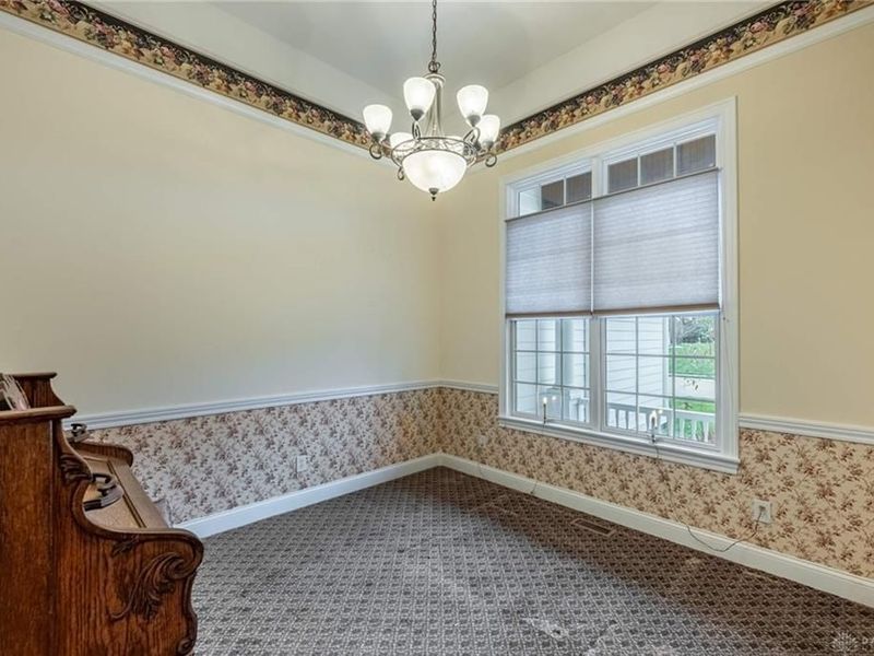 914 Hickory Trail Drive, Wilmington, OH 45177 Photo 8