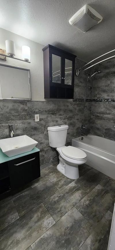 1 NE 78th St , Unit B, Miami, FL 33138 Photo