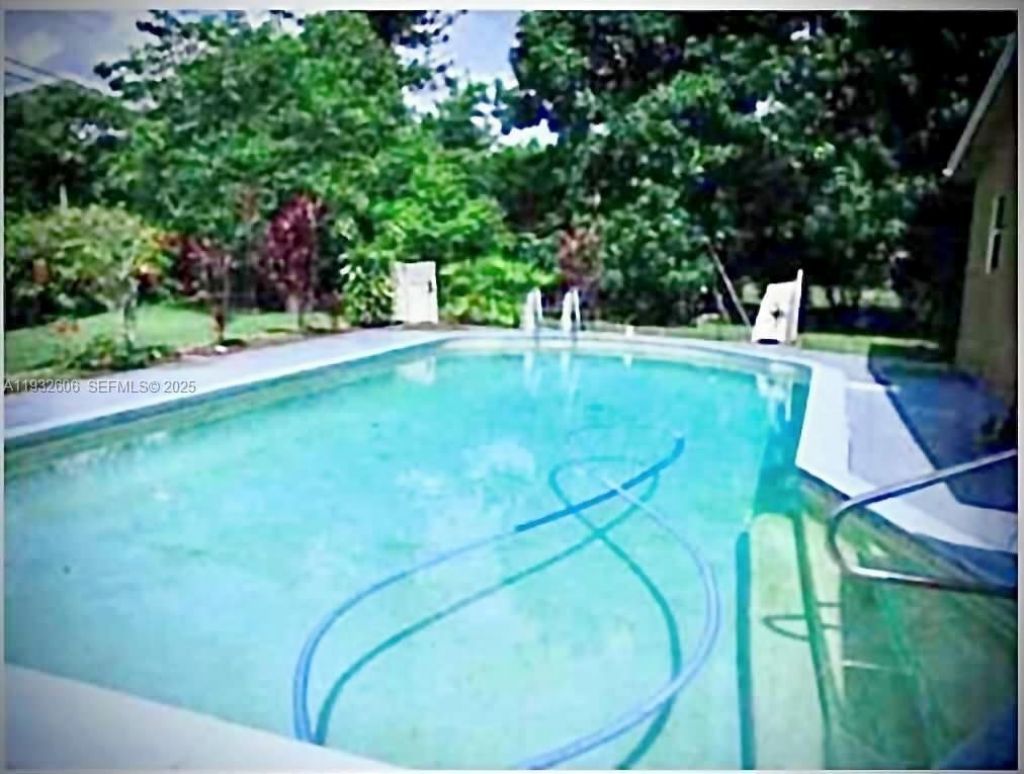 6270 NW 18th St, Sunrise, FL 33313 Photo