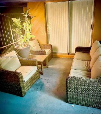 6270 NW 18th St, Sunrise, FL 33313 Photo