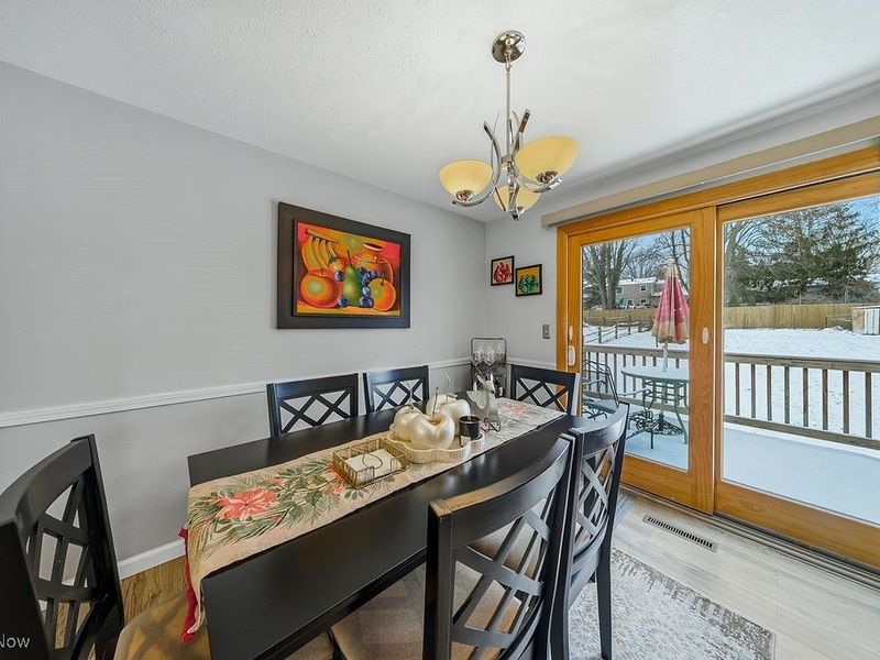 887 Ridgeview Drive, Medina, OH 44256 Photo 10