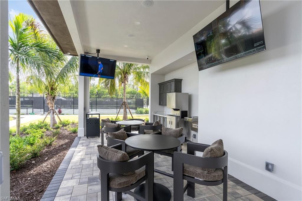 9675 Moonflower Ct, Naples, FL 34110 Photo