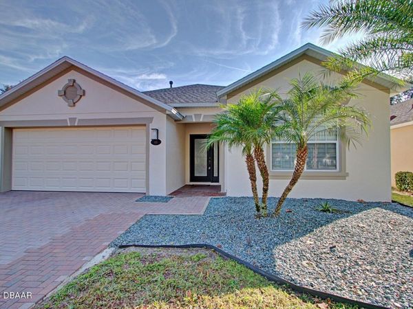 117 Gladesdown Court, DeLand, FL 32724