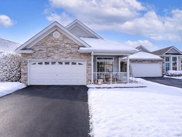 408 Leisure Drive, Ridge, NY 11961