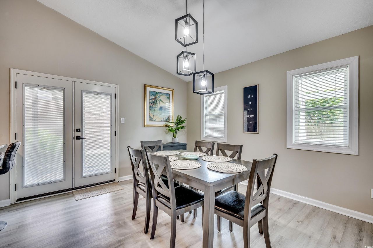 10056 Kings Rd. Photo 12