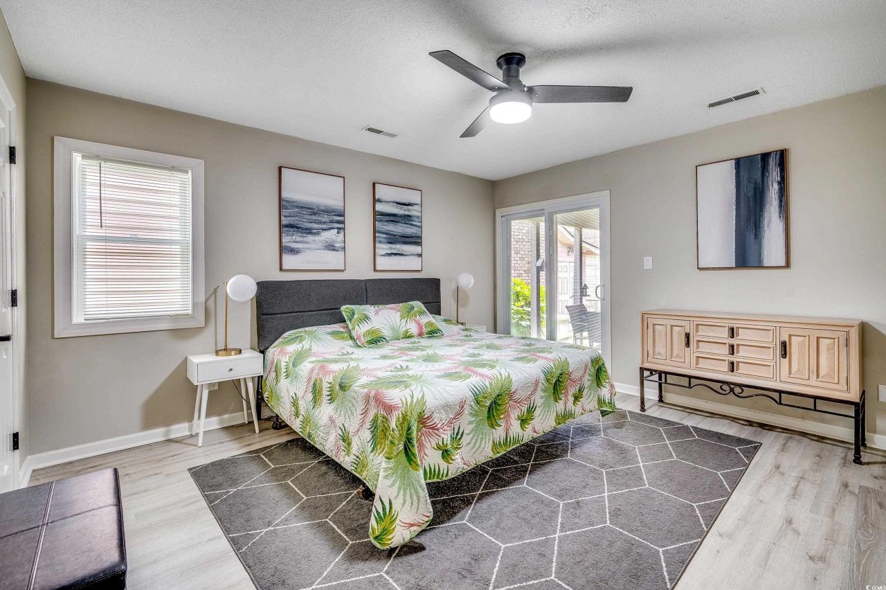 10056 Kings Rd. Photo 16