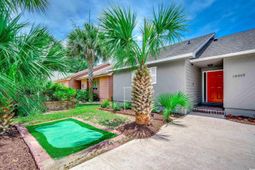 10056 Kings Rd. photo 4