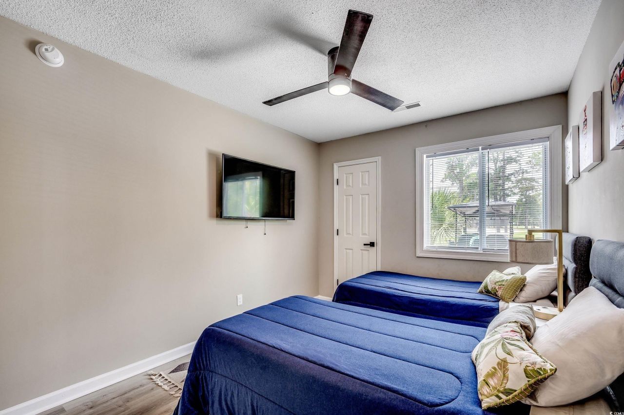 10056 Kings Rd. Photo 21