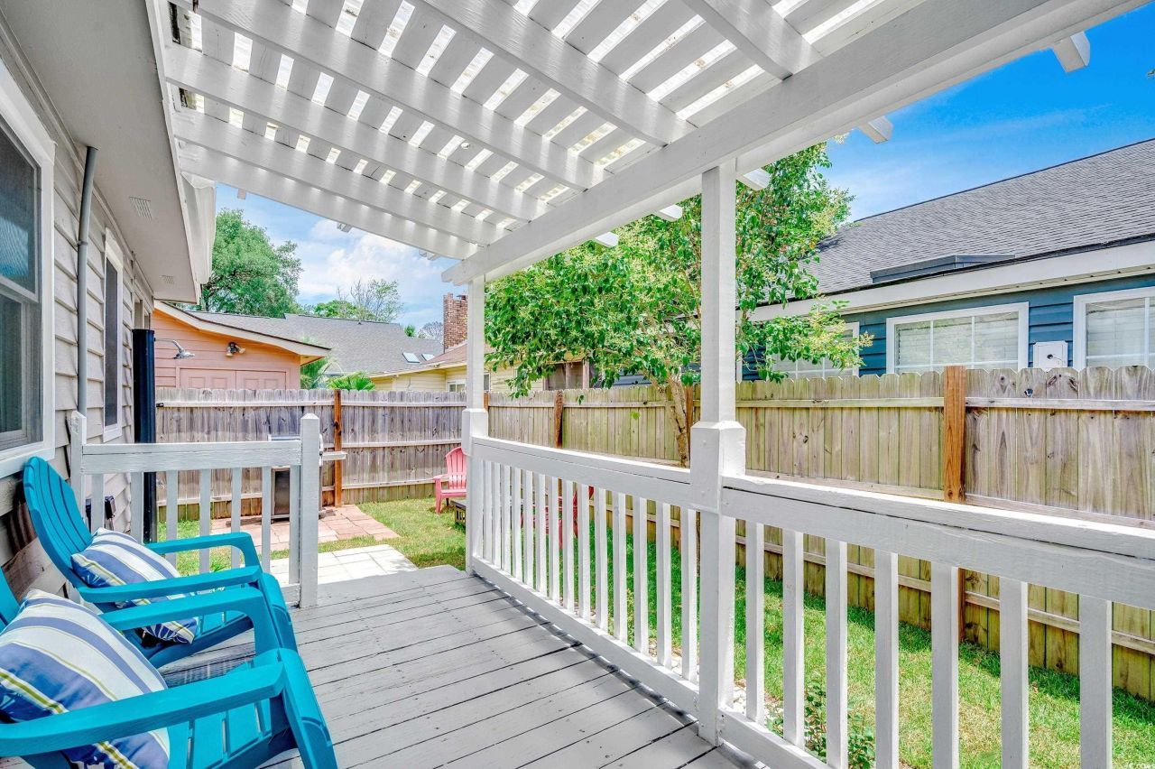 10056 Kings Rd. Photo 22