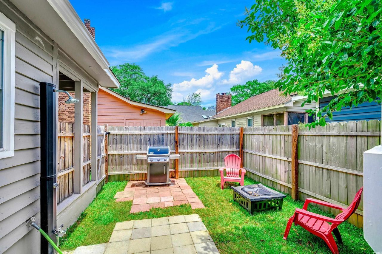 10056 Kings Rd. Photo 23