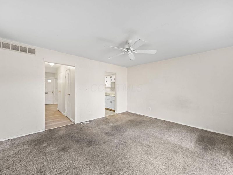 87 Tarryton Court W, Unit 18D, Columbus, OH 43228 Photo 20