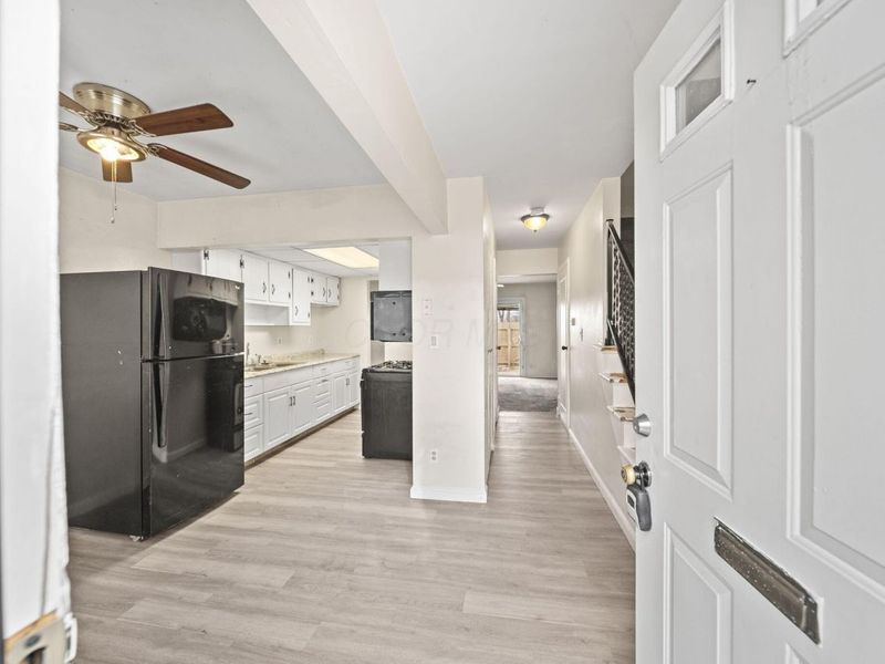 87 Tarryton Court W, Unit 18D, Columbus, OH 43228 Photo 9