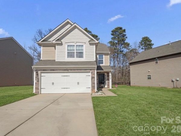 3735 Ernie Drive, Charlotte, NC 28269