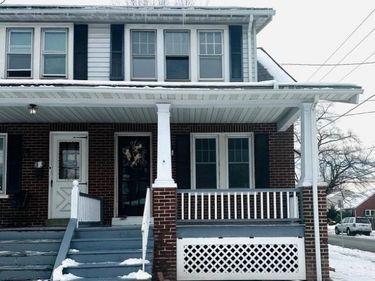 250 W HAMLIN AVENUE, TELFORD, PA 18969