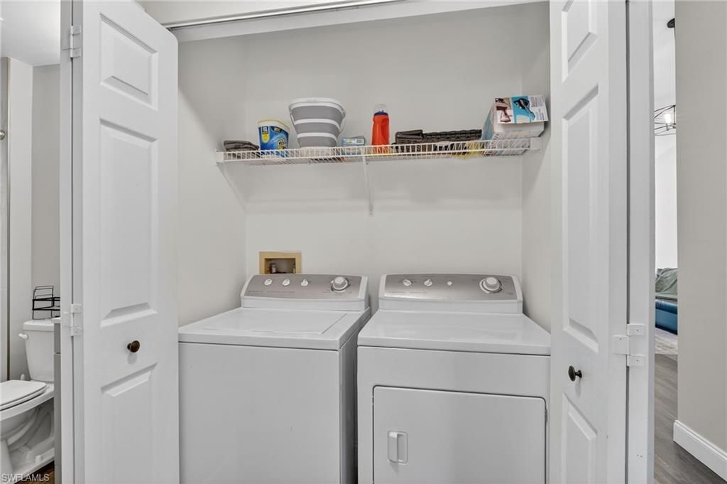 209 Robin Hood Cir, Unit 201, Naples, FL 34104 Photo