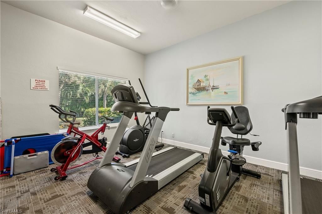 209 Robin Hood Cir, Unit 201, Naples, FL 34104 Photo