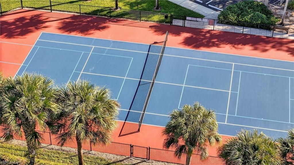 209 Robin Hood Cir, Unit 201, Naples, FL 34104 Photo