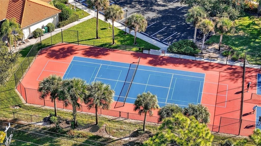 209 Robin Hood Cir, Unit 201, Naples, FL 34104 Photo