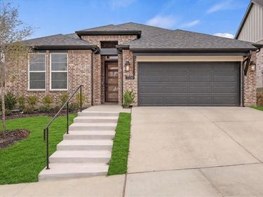7136 Intrepid Drive, Fort Worth, TX 76179
