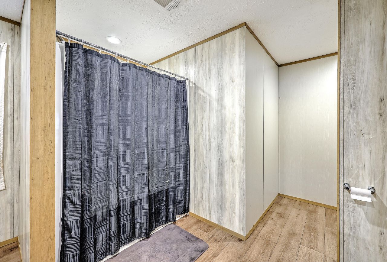 12785 Old Number Six Highway Photo 15