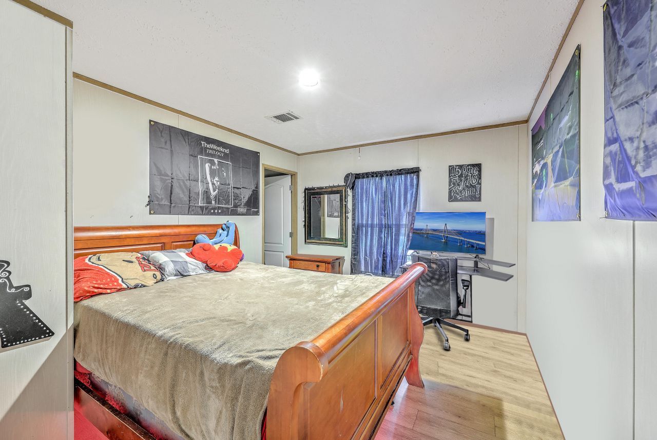 12785 Old Number Six Highway Photo 18