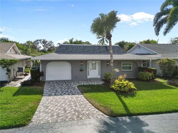 3 Crooked LN, Unit 23, NAPLES, FL 34112