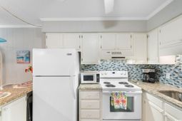 5601 N Ocean Blvd. photo 4