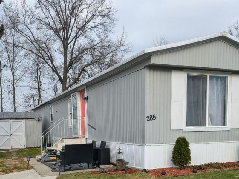 285 Walnut Boulevard , Lewis Center, OH 43035 Photo 1