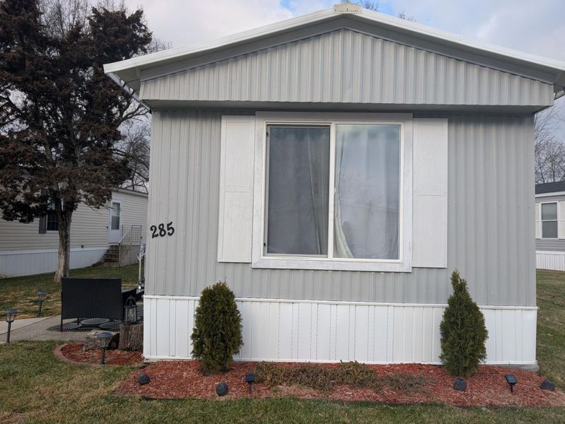 285 Walnut Boulevard , Lewis Center, OH 43035 Photo 3