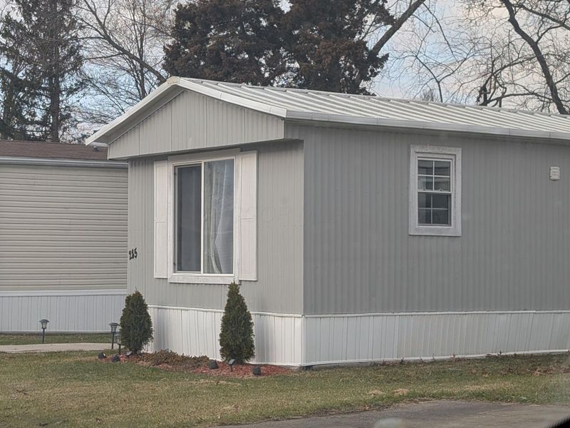 285 Walnut Boulevard , Lewis Center, OH 43035 Photo 4