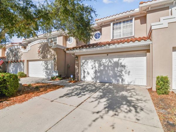 268 VALENCIA CIRCLE, ST PETERSBURG, FL 33716