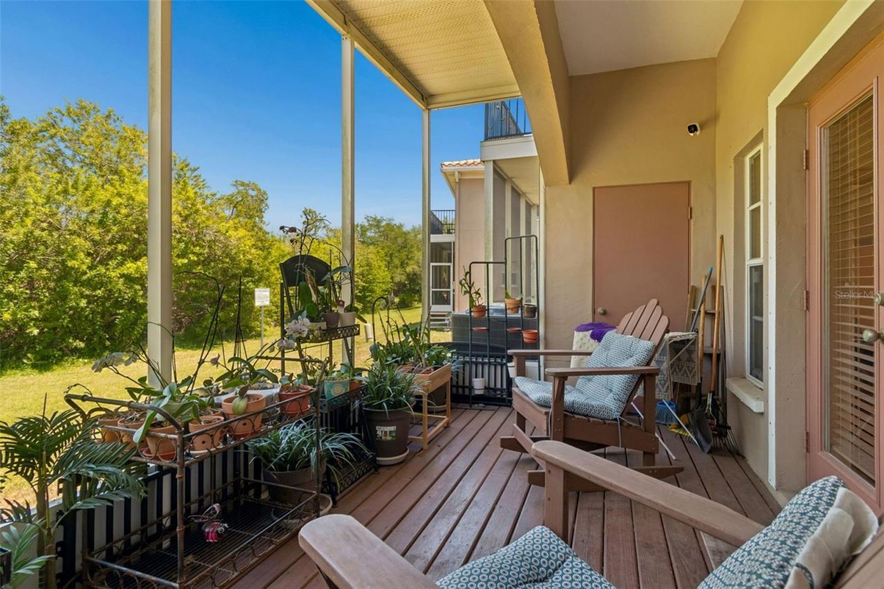 268 Valencia Circle, Saint Petersburg, FL 33716 Photo