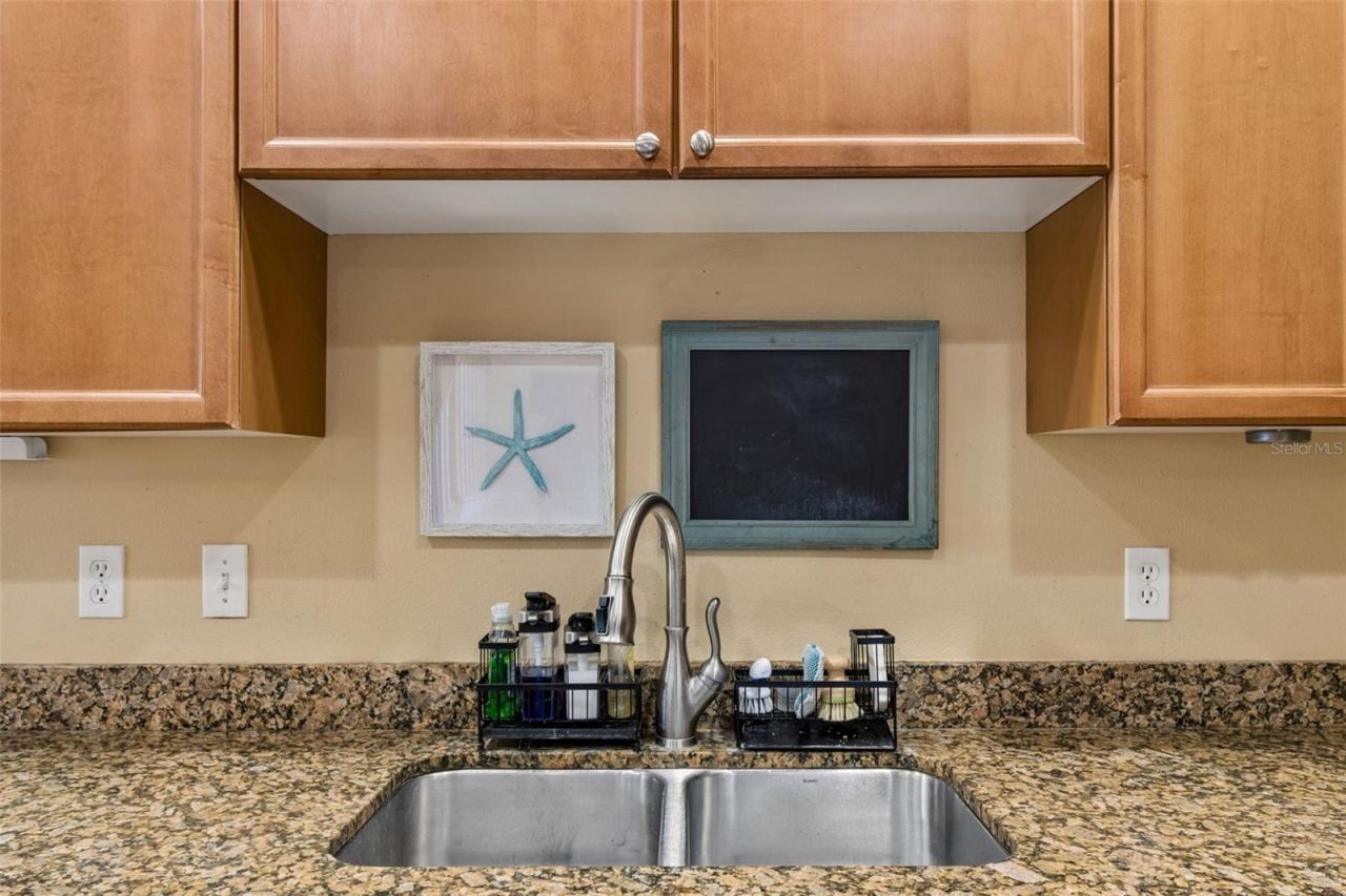 268 Valencia Circle, Saint Petersburg, FL 33716 Photo