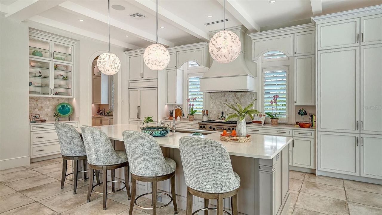 5005 Gulf Of Mexico Drive, Unit 4, Longboat Key, FL 34228 Photo