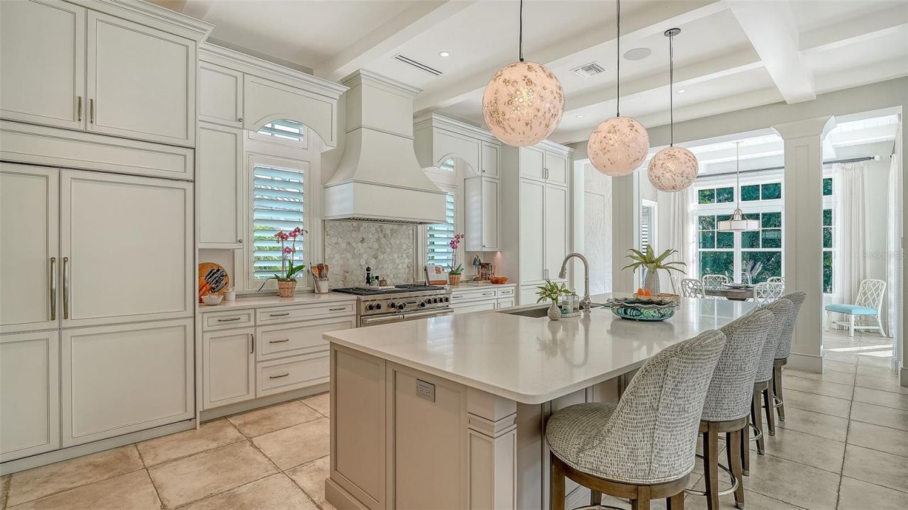 5005 Gulf Of Mexico Drive, Unit 4, Longboat Key, FL 34228 Photo