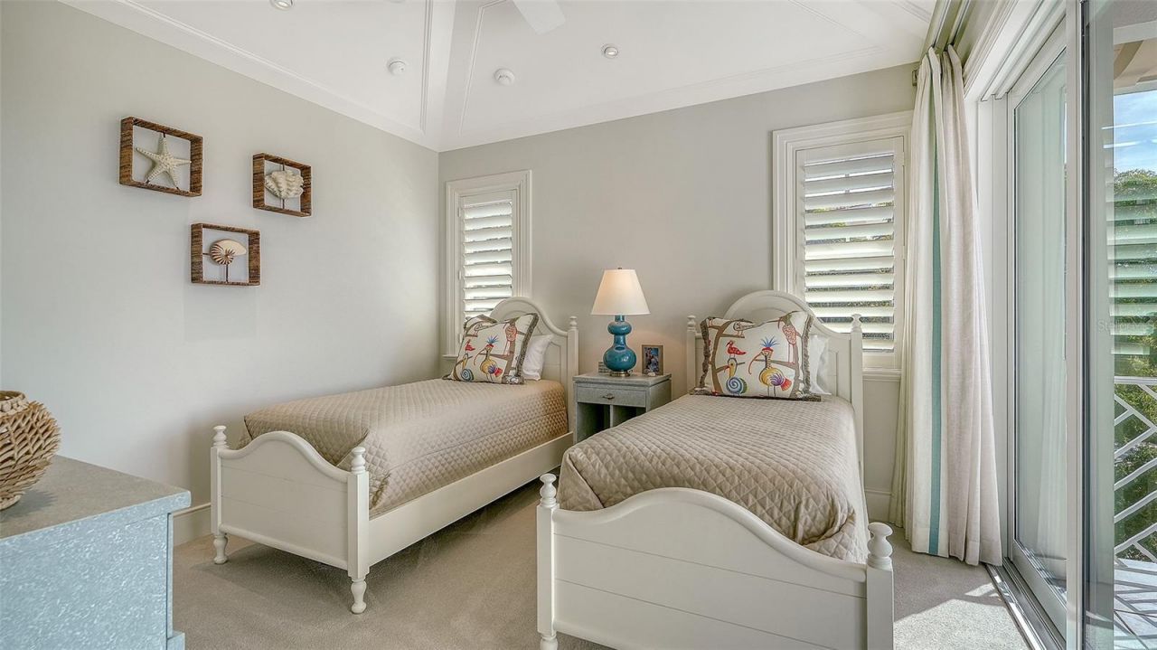 5005 Gulf Of Mexico Drive, Unit 4, Longboat Key, FL 34228 Photo