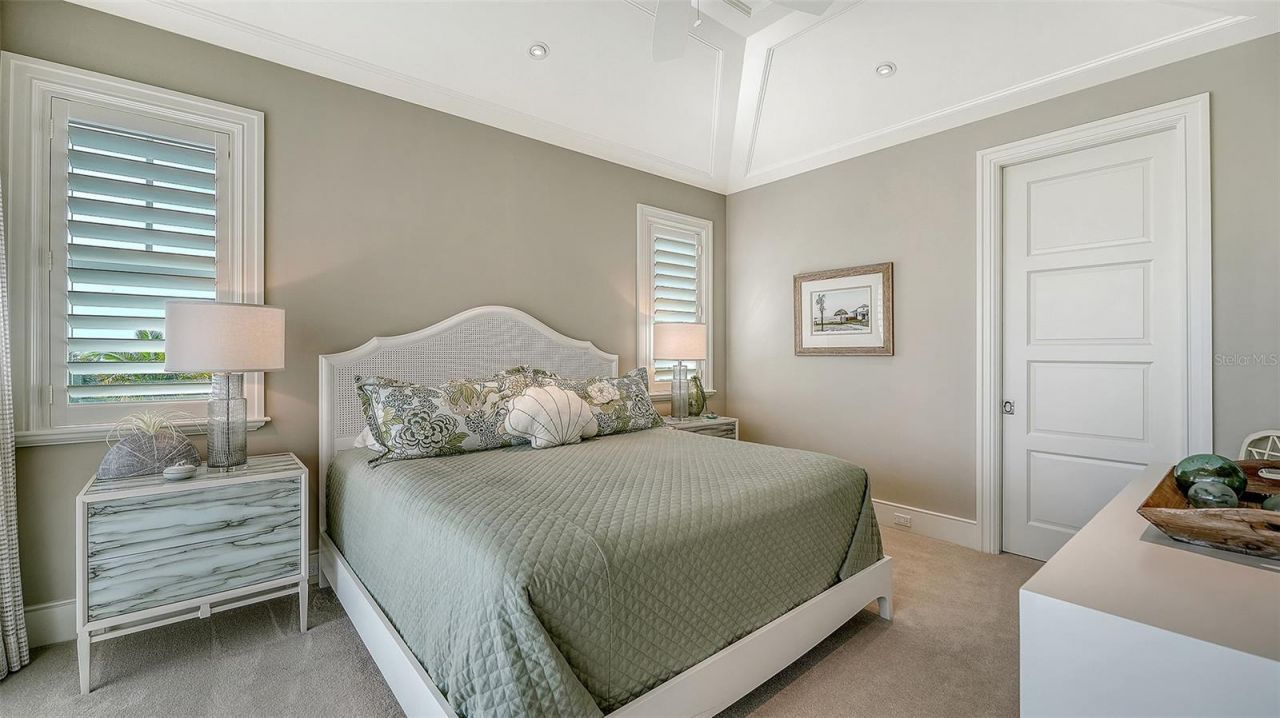 5005 Gulf Of Mexico Drive, Unit 4, Longboat Key, FL 34228 Photo